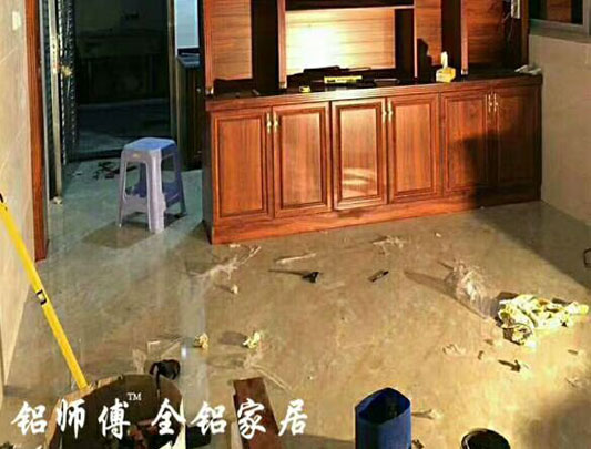 鋁師傅全鋁家居屏風酒柜裝修效果圖 鋁師傅全鋁家居屏風酒柜裝修效果圖